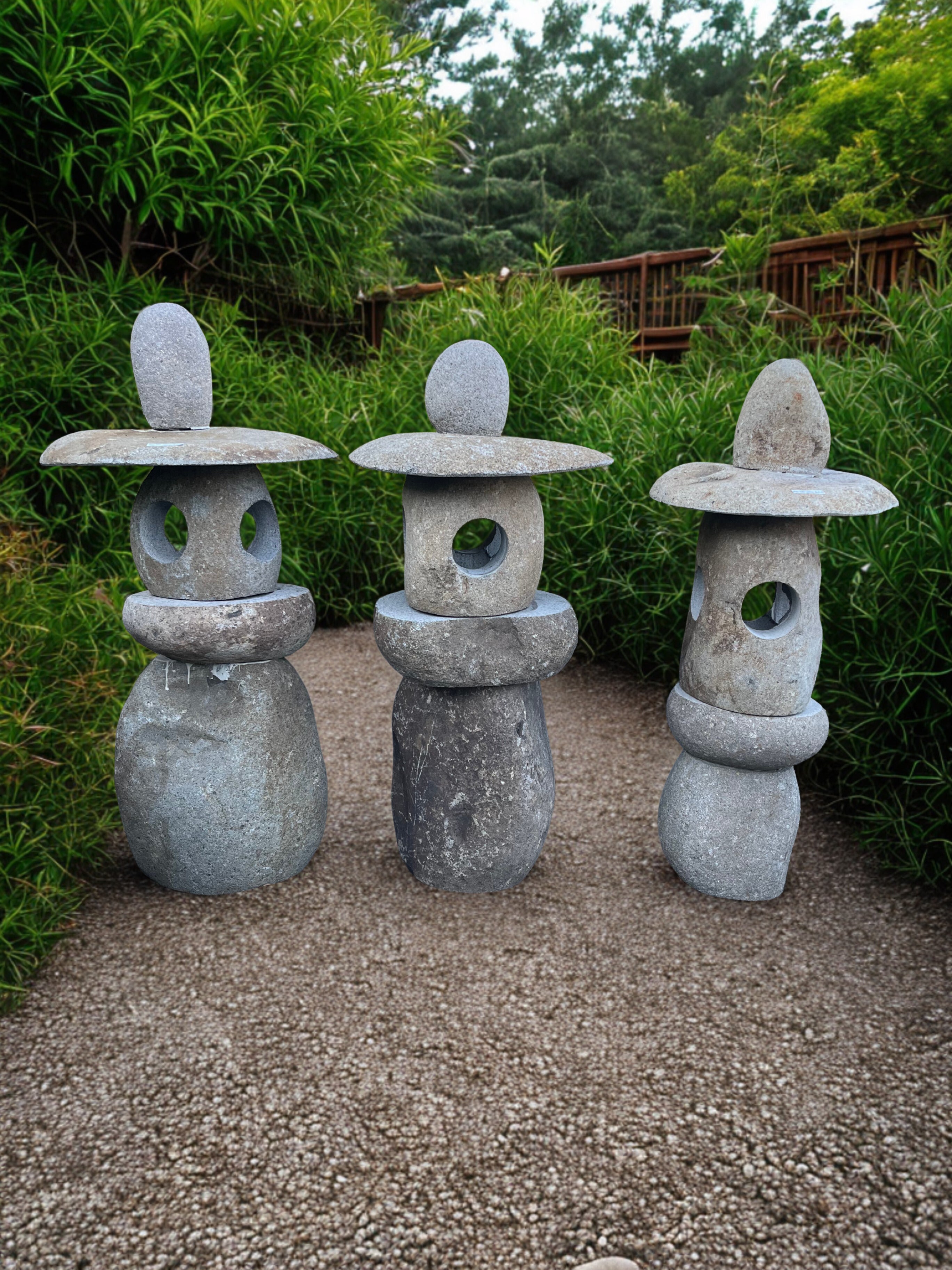 イタリア　ピエロ　ランプスタンドStone Lite By Prot.BESSI Wabi-Sabi Stone Garden Lantern 33